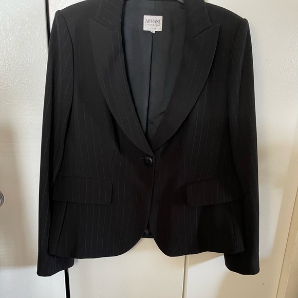 Armani Collezioni black one button blazer-16 - Picture 5 of 16